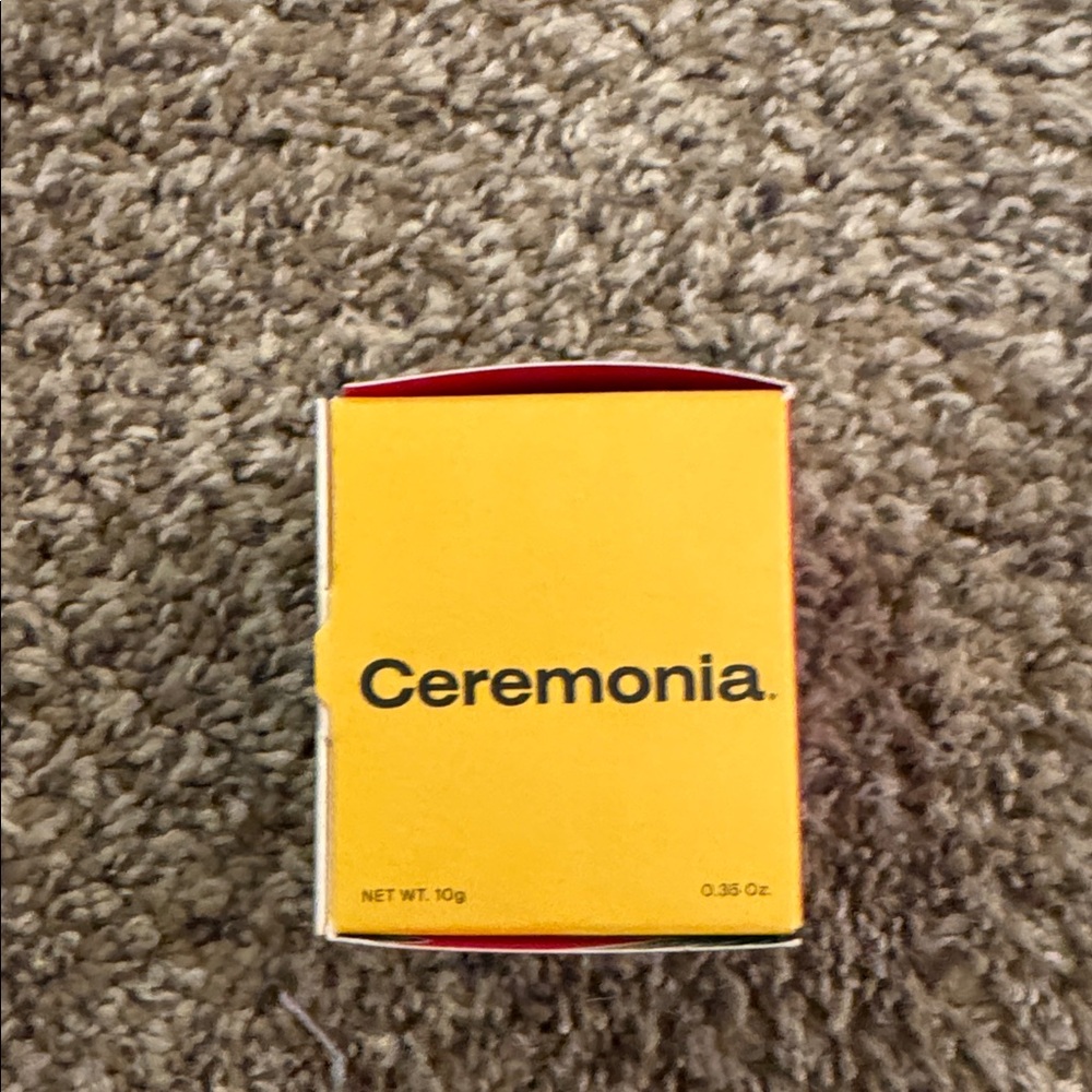NWT Ceremonia
Dry Shampoo con Arrowroot 0.35 oz. - Picture 6 of 8